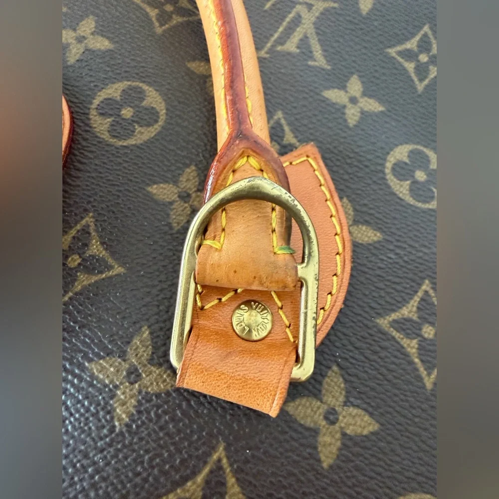 Louis Vuitton Rivoli Monogram Canvas Briefcase / Business Bag
